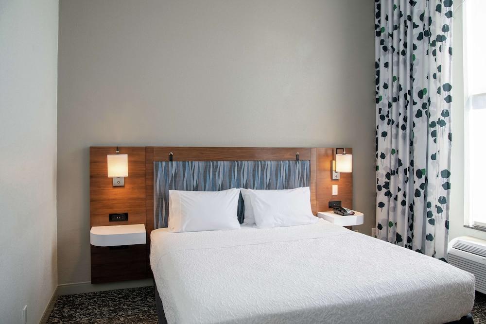 Hampton Inn & Suites Sherman Oaks Лос Анджелис Екстериор снимка